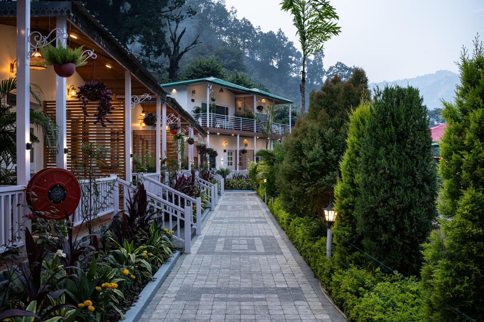 The Aravali Resort Bijni ภายนอก รูปภาพ